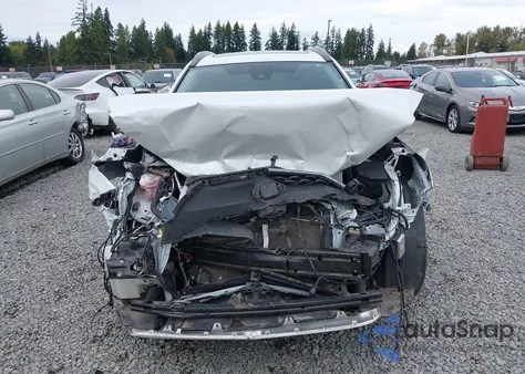 2022 Toyota Corolla Cross Xle из США, поврежденный, VIN 7MUDAAAG7NV029070